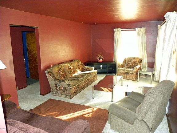 4th image of 839 Mineral Ave