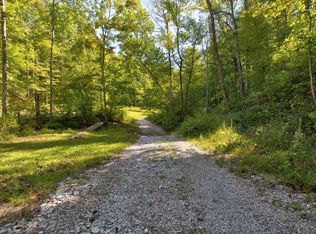 527 Hidden Hollow Rd, Frenchburg, KY 40322