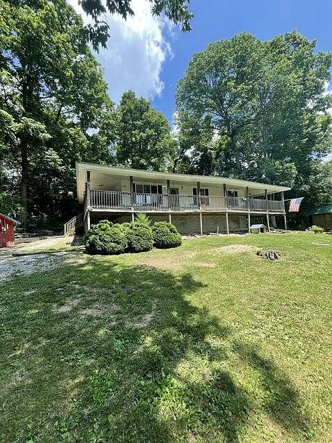 1st image of 154 Gray Buck Dr