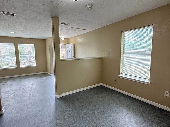4th image of 1205 Bookertee St #1205