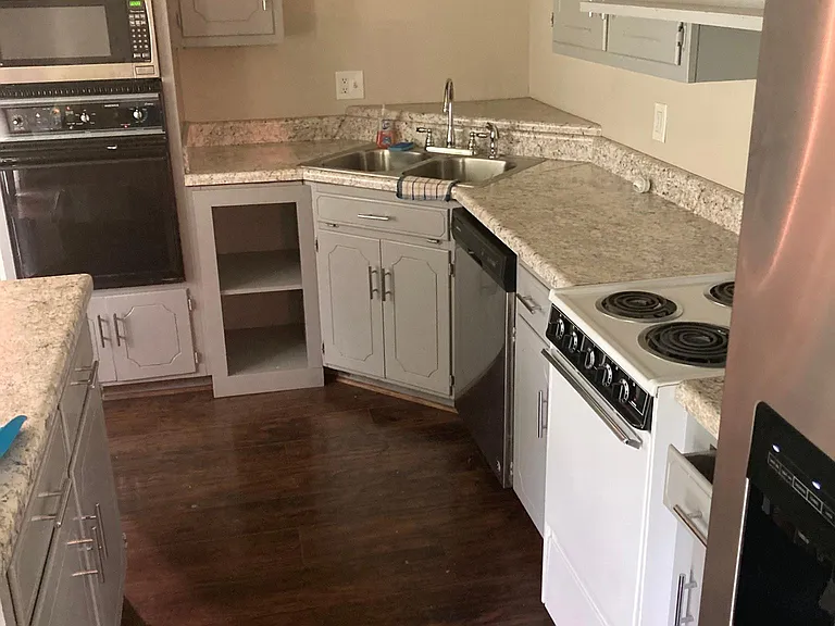 810 Mimosa Dr NW — Photo 9