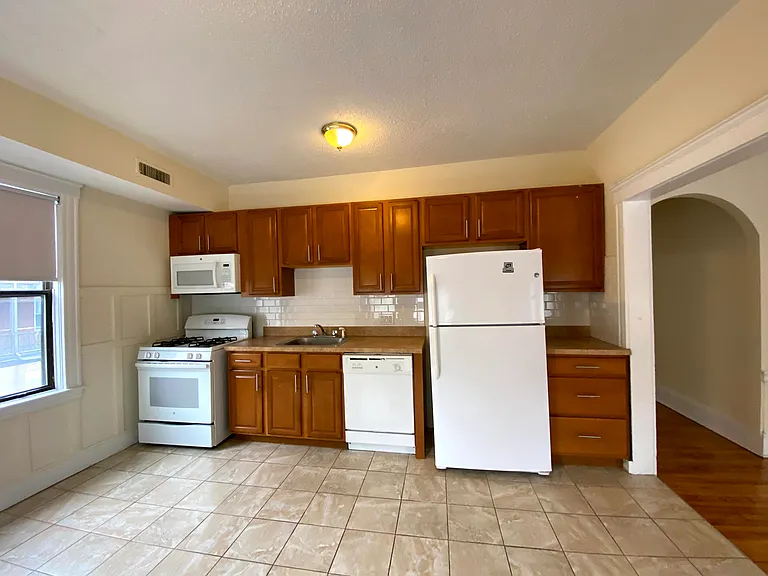 22 Hamilton Rd — Photo 2
