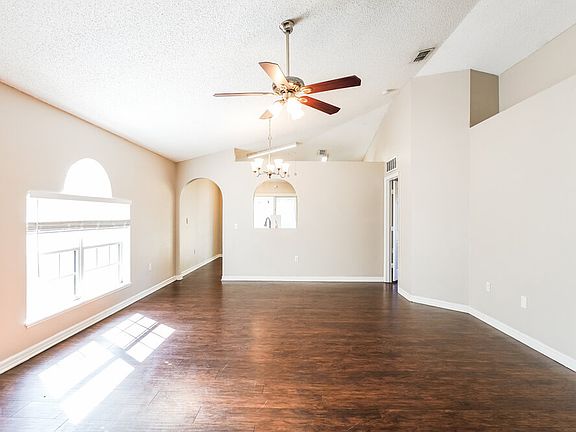 4th image of 2688 Whispering Trails Dr