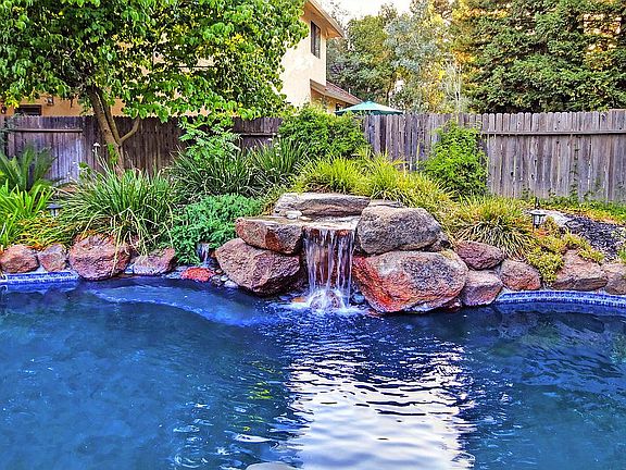 3rd image of 12021 Prospect Hill Dr