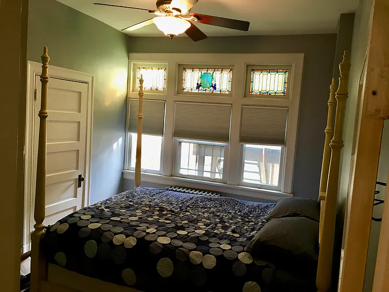 1104 Portland St #1 — Photo 7