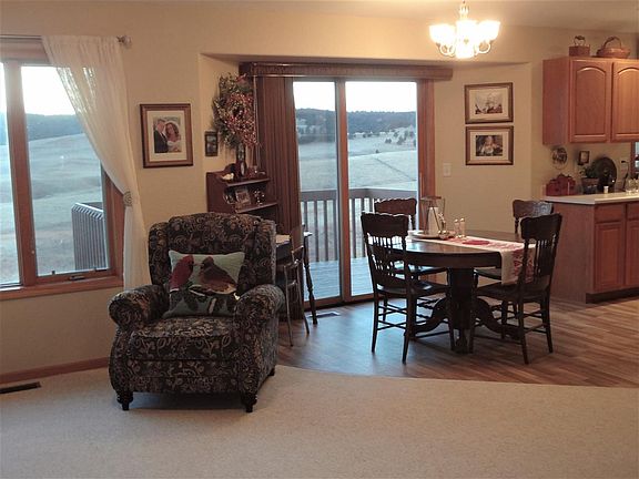 4th image of 25237 Wapiti Rd