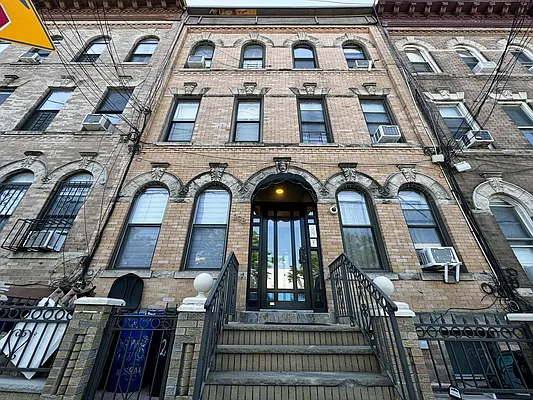 Rented by Corcoran | media 11