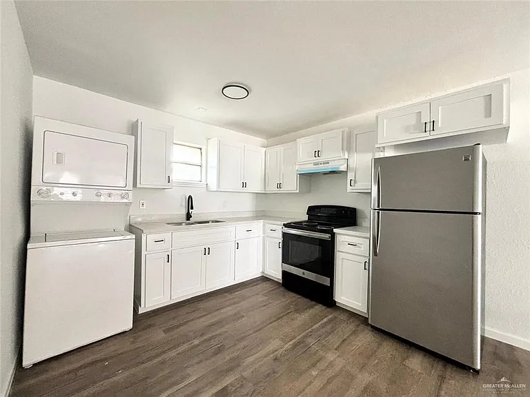 317 S 28th St #3 — Photo 2