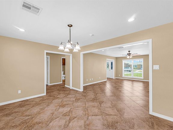 5th image of 5611 Palm Cir