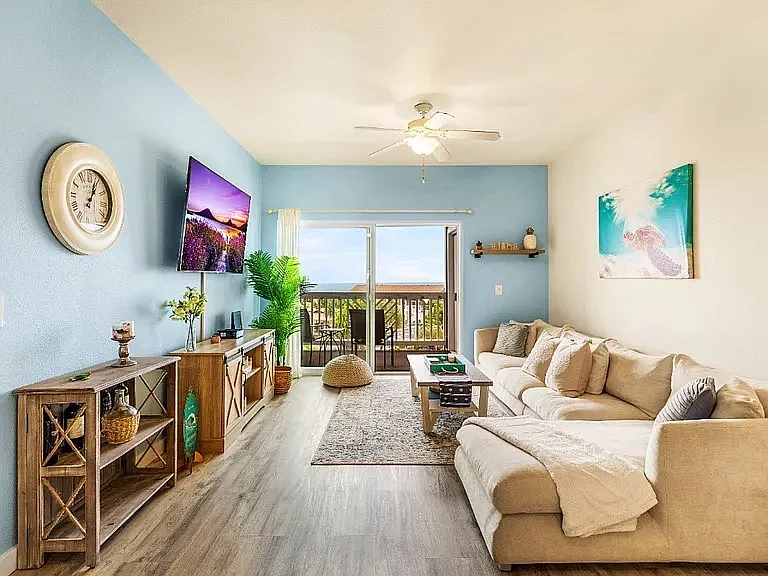 2 bed, 1010 sqft, $3,000 — Photo 3