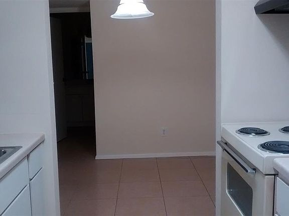 4th image of 18519 Egret Bay Blvd APT 1511