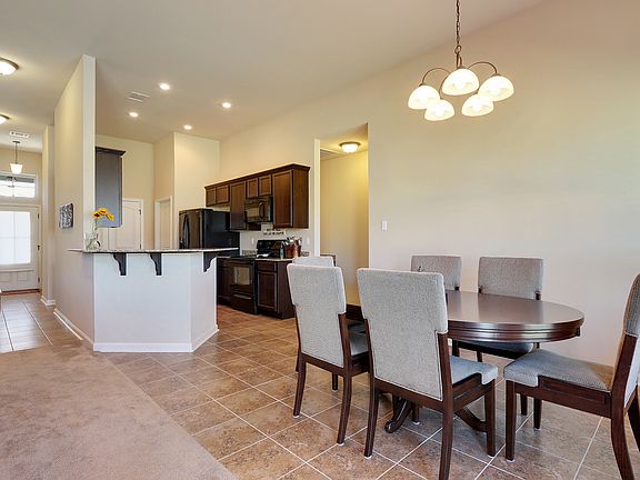 4th image of 14181 Martinique Dr