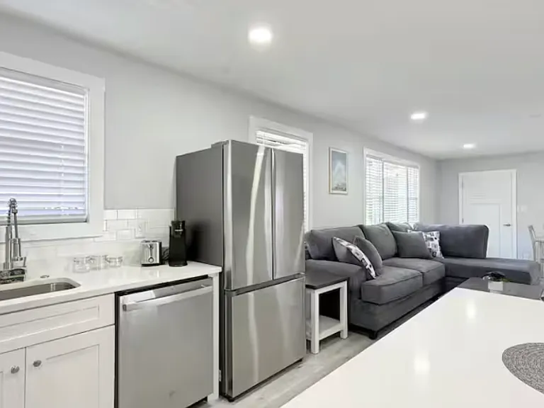 208 Chester St #11 — Photo 8