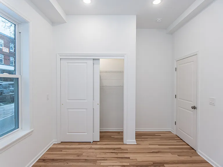 315 N Preston St #101 — Photo 23