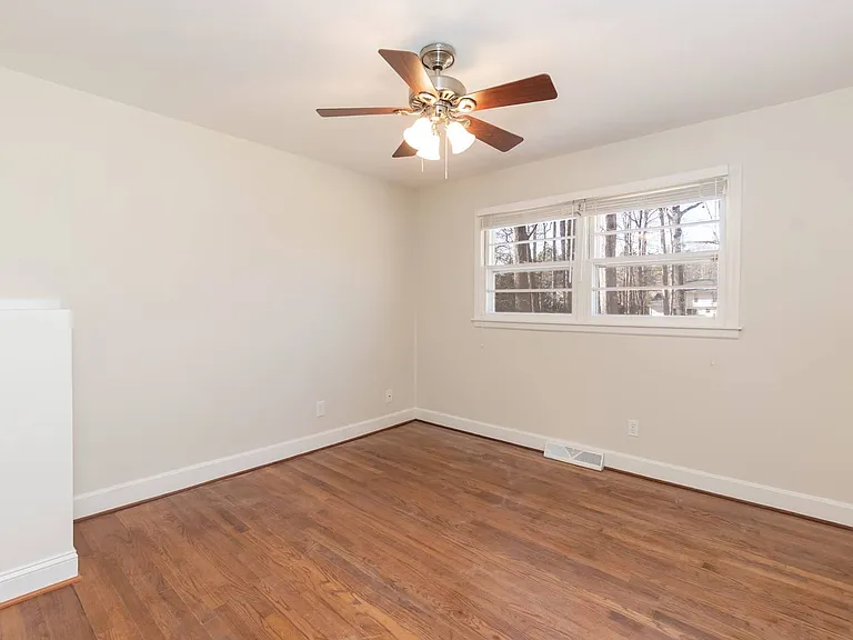 518 Buttonwood Dr — Photo 22