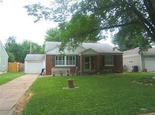 1706 S Fairway Ave, Springfield, MO 65804