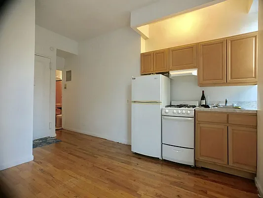 Rented by Sovereign Associates | media 8