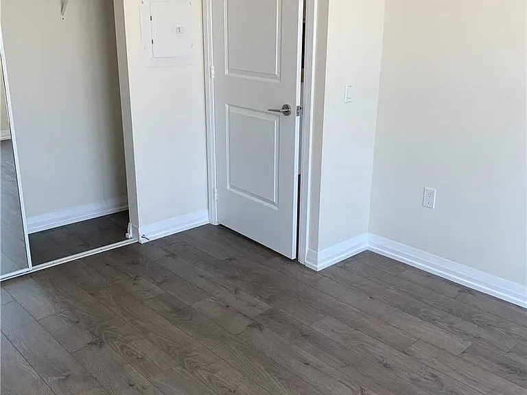35 Watergarden Dr #1812 — Photo 9