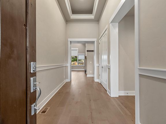 3rd image of 2557 NW Pine Terrace Dr