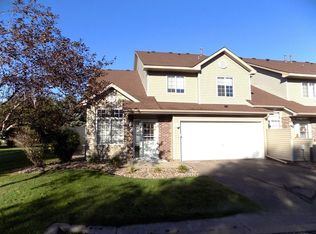 2321 Oakridge Cir, Hudson, WI 54016