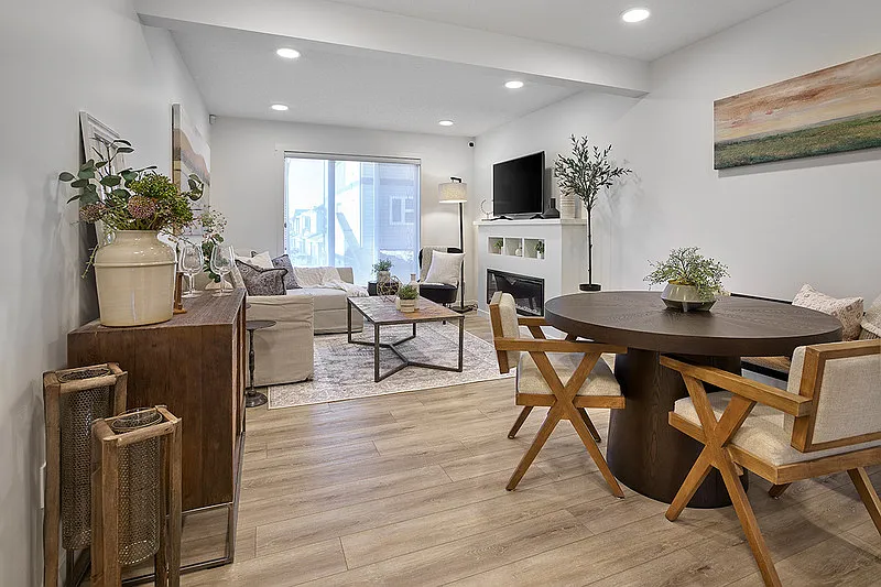 2 bed, 1.5 bath, 1000 sqft, $1,650 — Photo 3