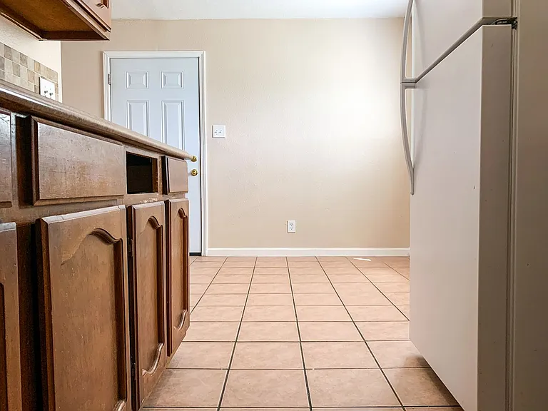 2 Bedroom Fourplex with Fireplace — Photo 16