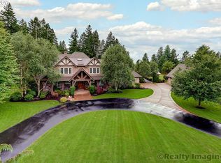 31553 SW Isle Way Ln, West Linn, OR