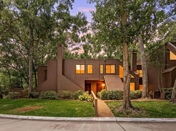 241 Litchfield Ln, Houston, TX 77024