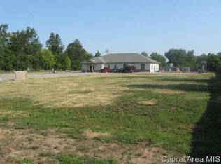 1306 N 7th St, Riverton, IL