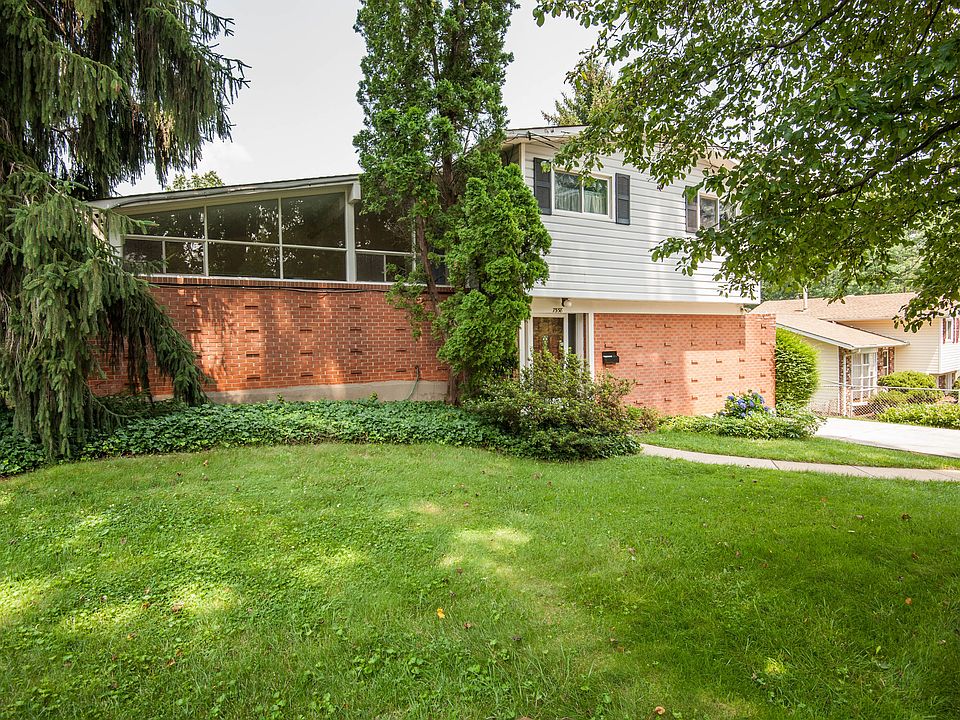 1st image of 7558 Davian Dr
