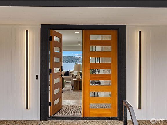 5th image of 20314 SE 40th Street