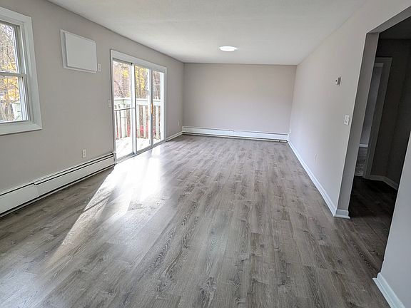 4th image of 146 Jersey St APT 8