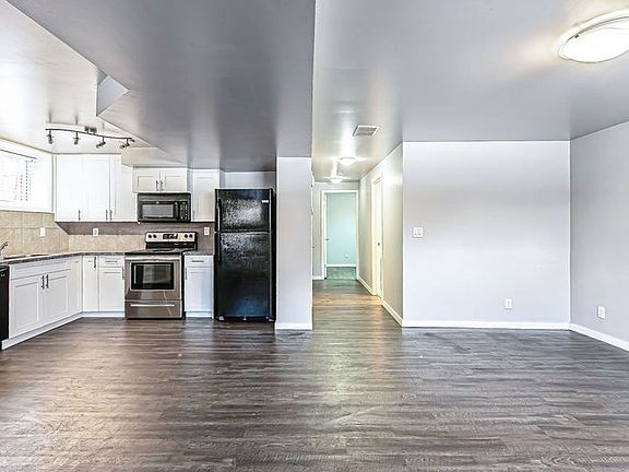 5th image of 1904 62nd Ave SE #B