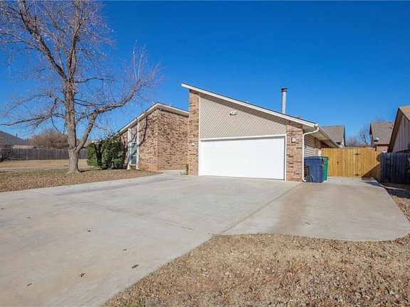 2nd image of 500 Sagebrush Pl