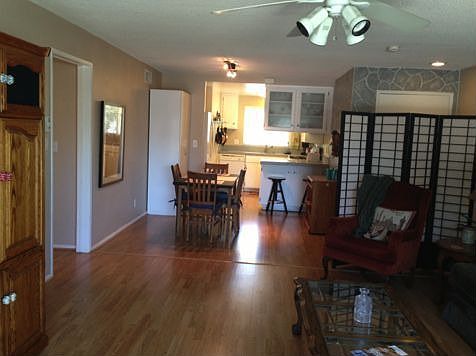 Dining area off kitchen