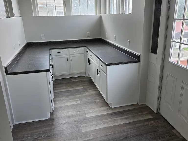 1245 Wheeling Ave — Photo 9