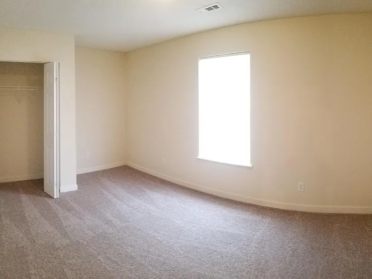 141 Perigon Ct — Photo 9