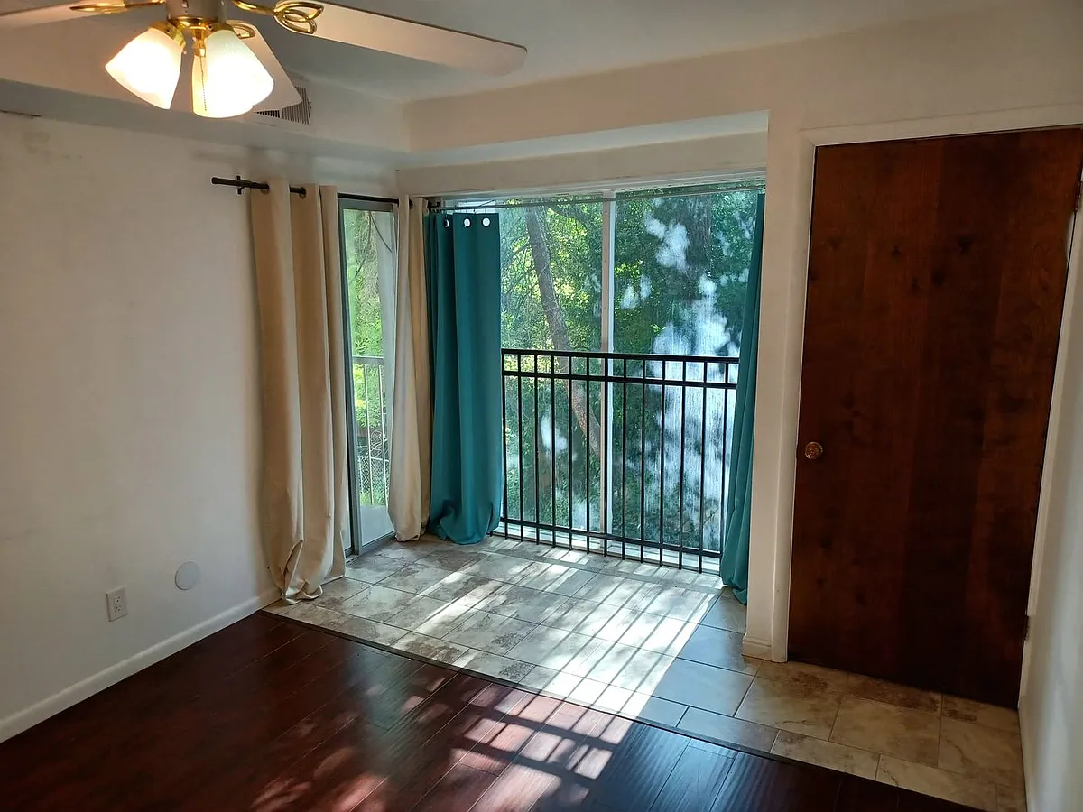 Building Photo - 730 S 1200 E #2