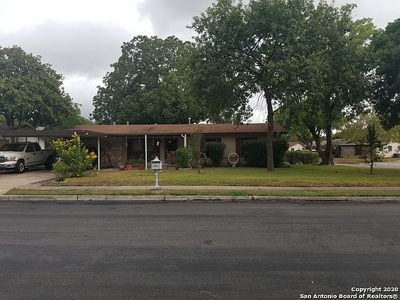 2nd image of 7107 Hickory Grove Dr