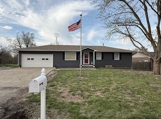 205 W Duncan Dr, Savannah, MO 64485