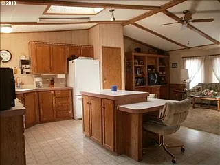 5845 Main St photo 1