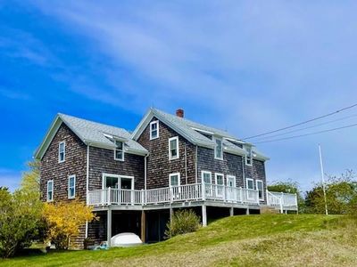 548 Center Rd, Block Island, RI, 02807