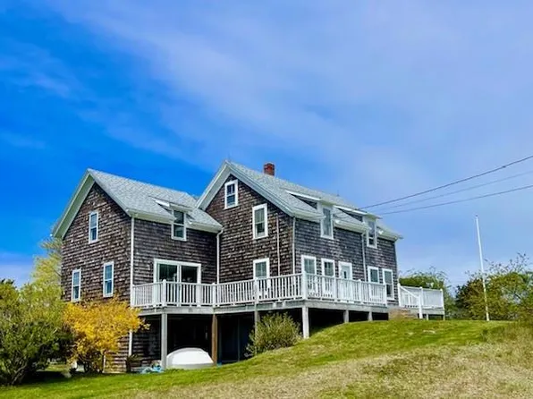 548 Center Rd, Block Island, RI 02807