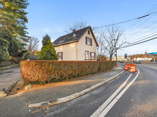 819 Crescent St, Brockton, MA 02302