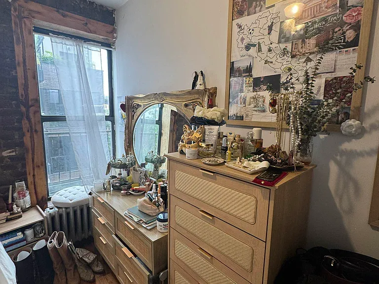 202 E 7th St #3F — Photo 3