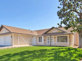 1042 Chestnut St, Escondido, CA 92025