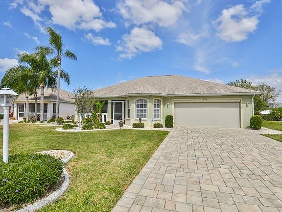 4th image of 2336 Emerald Lake Dr