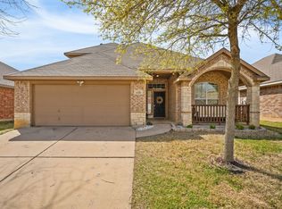 12128 Bellegrove Rd, Burleson, TX 76028