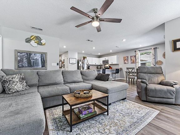 4th image of 148 Squirrel Rd