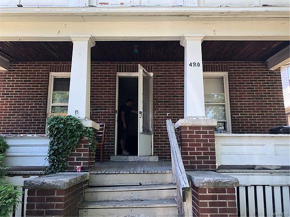 2nd image of 420 23rd St